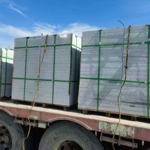 浙江 芝麻白花岗岩地铺石装车日常