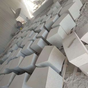 浙江 白麻花岗岩异形坐凳