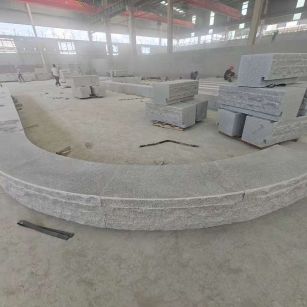 浙江 芝麻白异形坐凳，自然面光面弧形加工