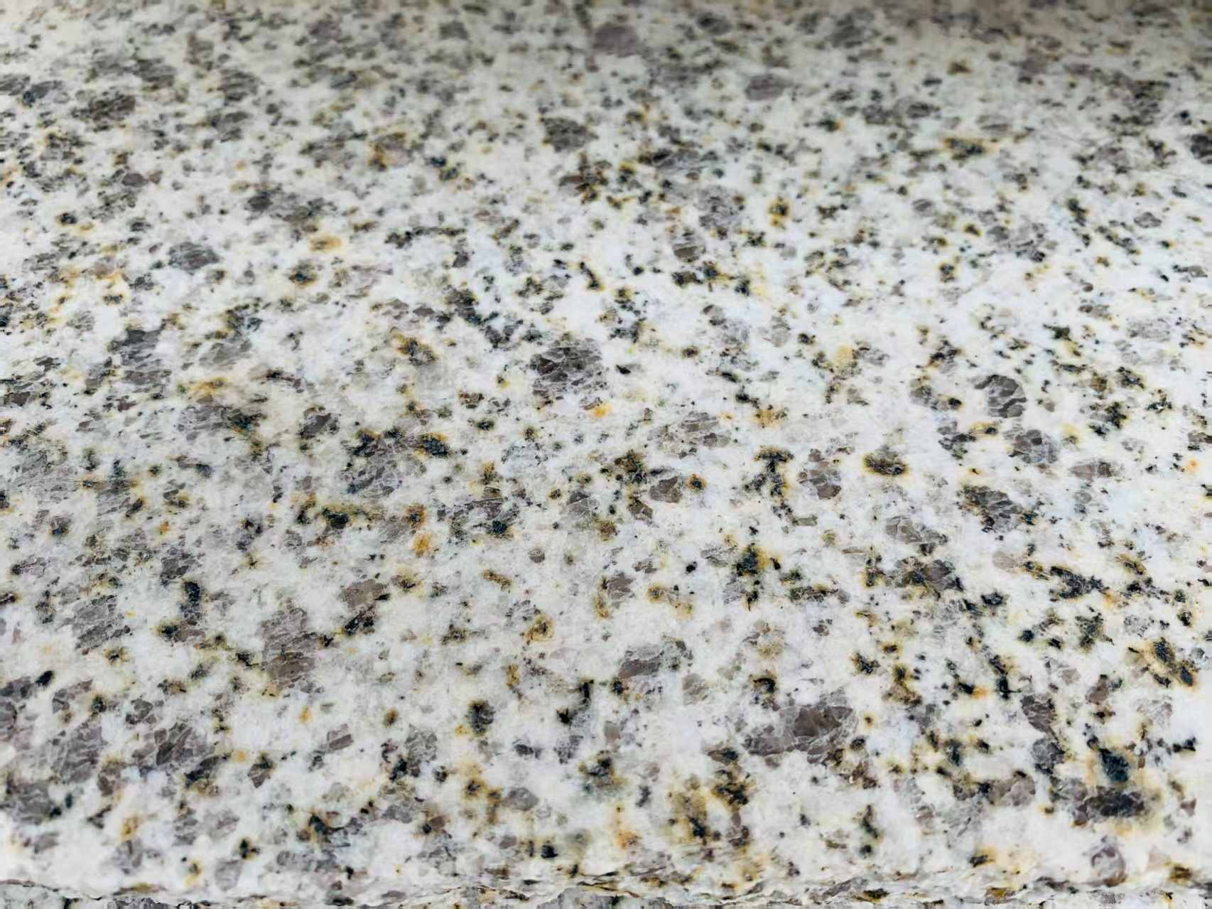 浙江 黄金麻花岗岩石材浅黄光面