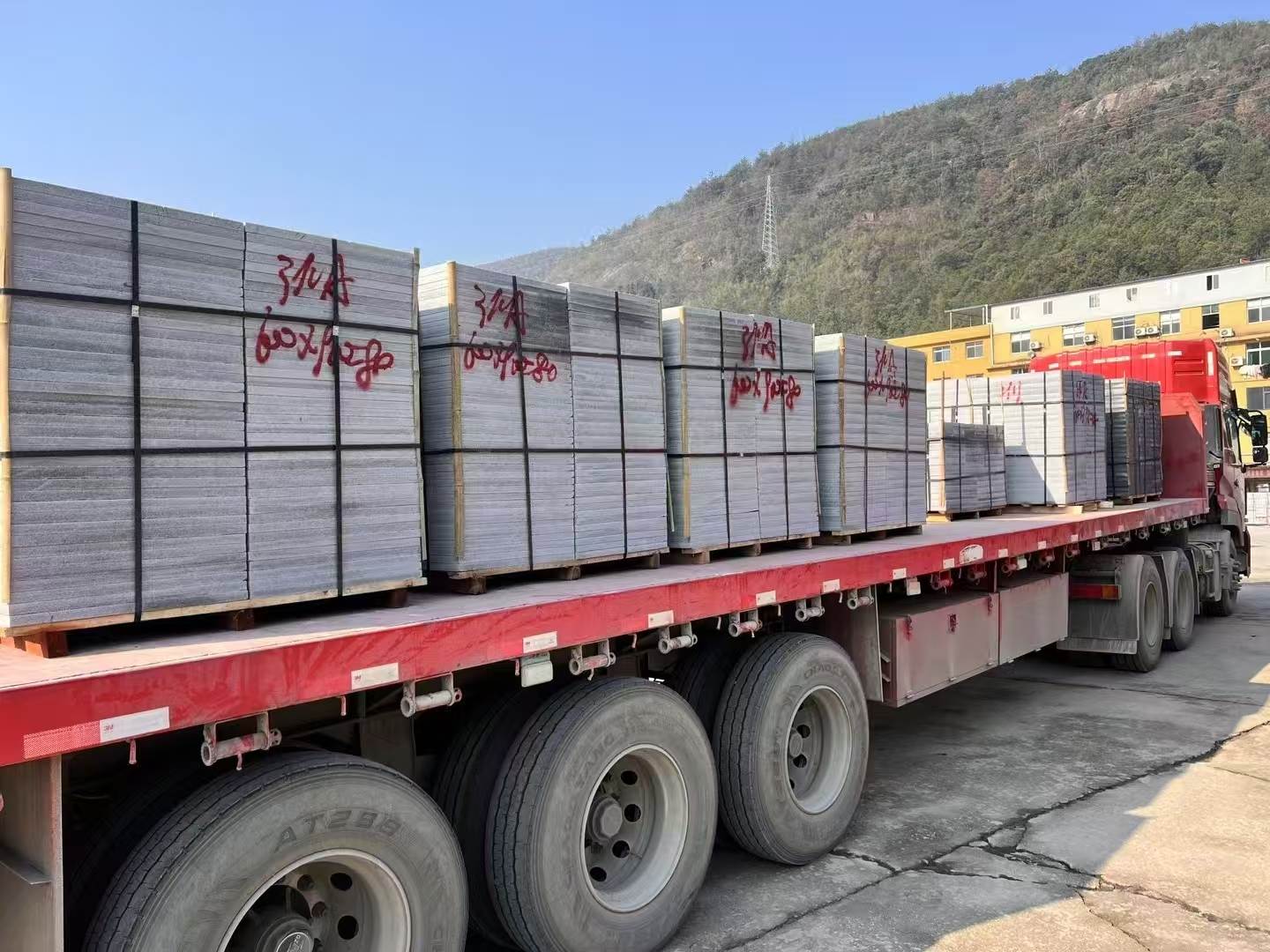 浙江 芝麻灰地铺石出货日常