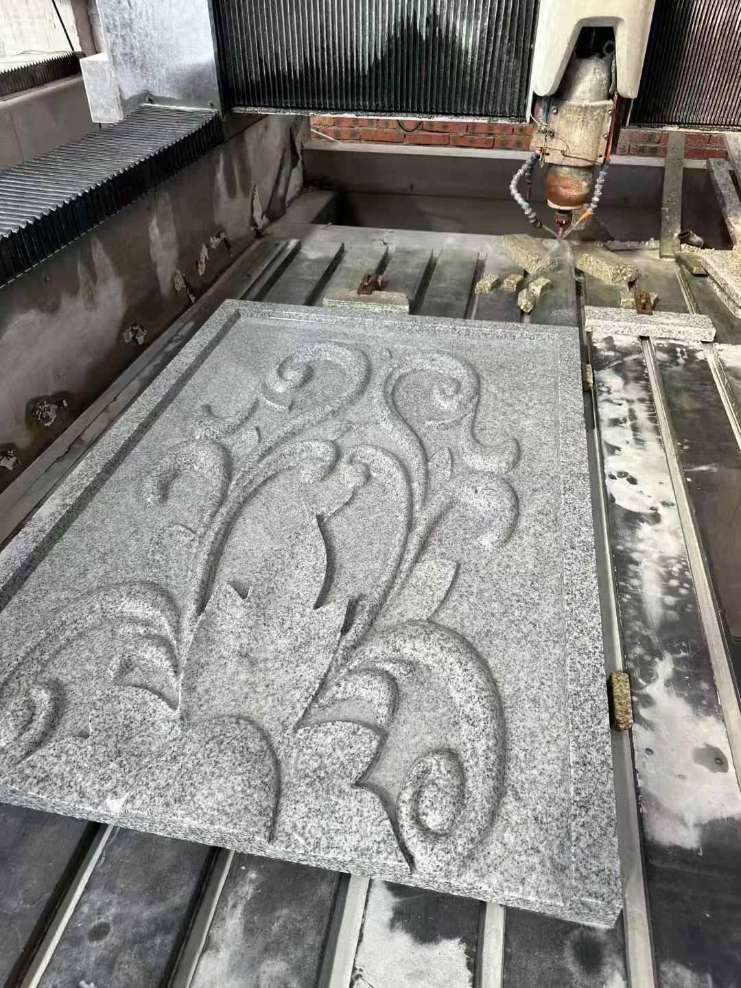 浙江 白麻别墅干挂雕花板