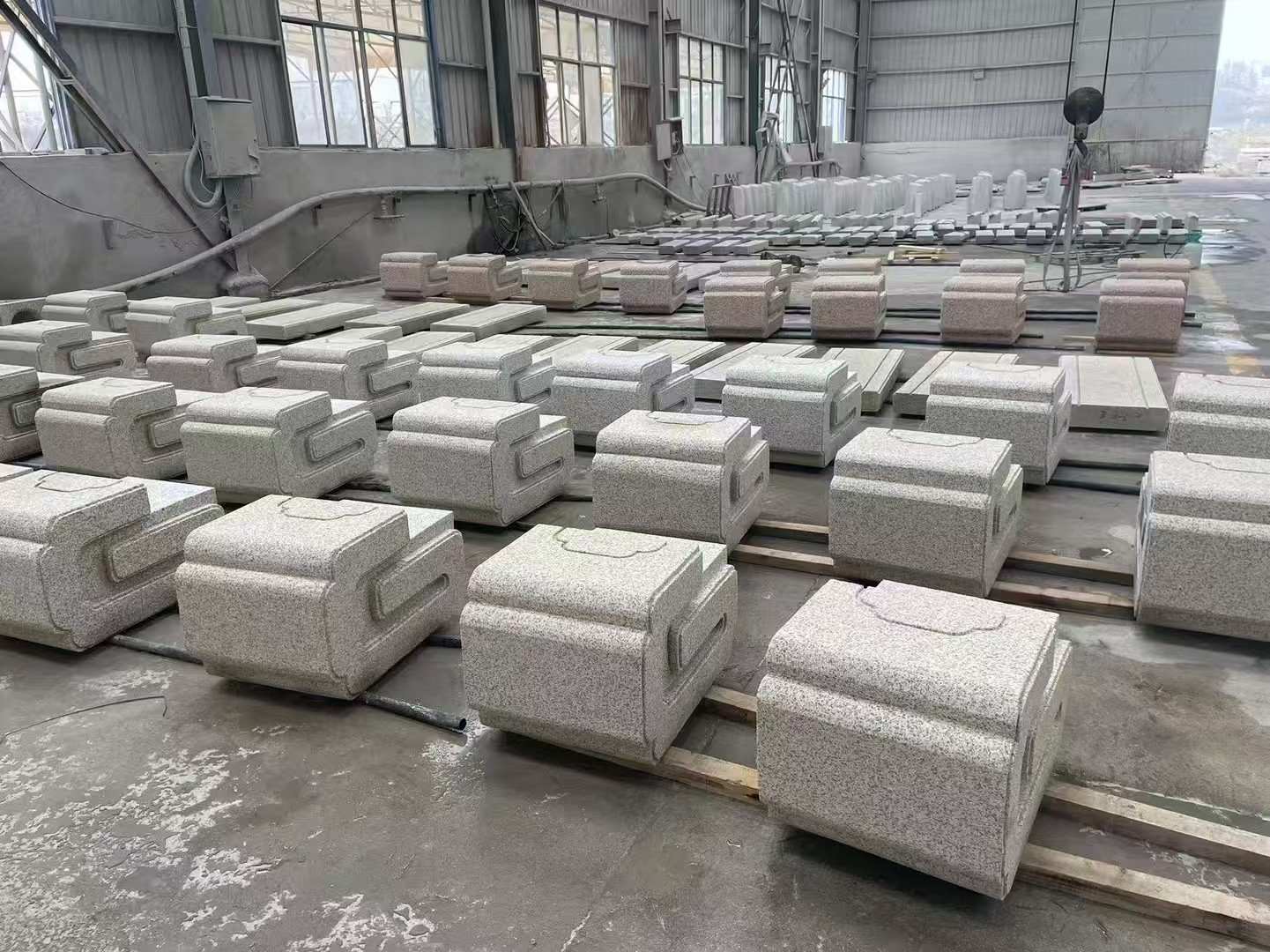 浙江 白麻花岗岩异形加工-石凳，坐凳