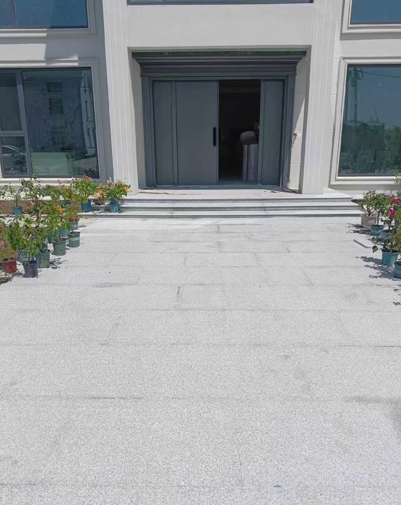 浙江 芝麻白花岗岩地铺石地面铺装