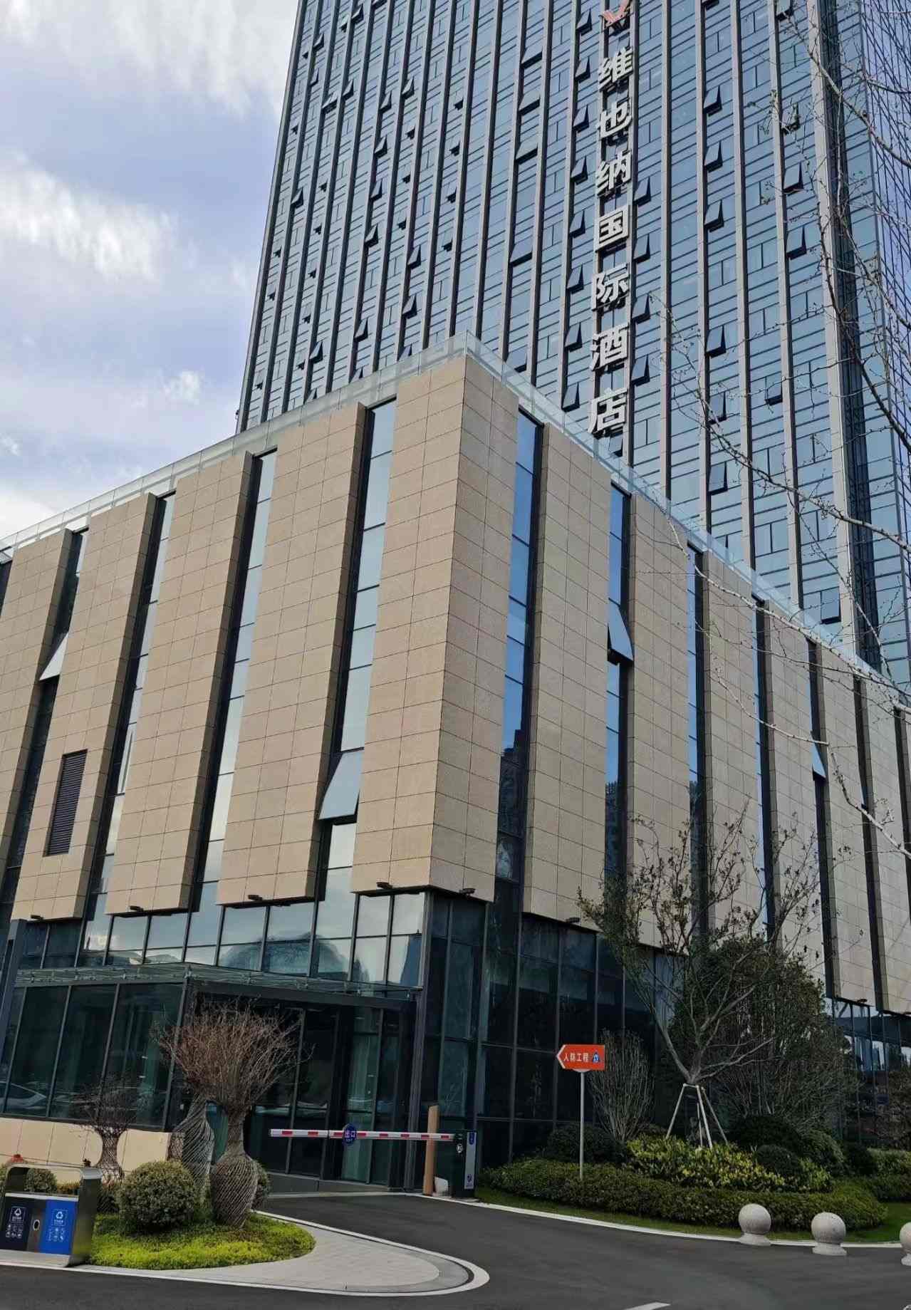 浙江 黄金麻花岗岩外墙干挂