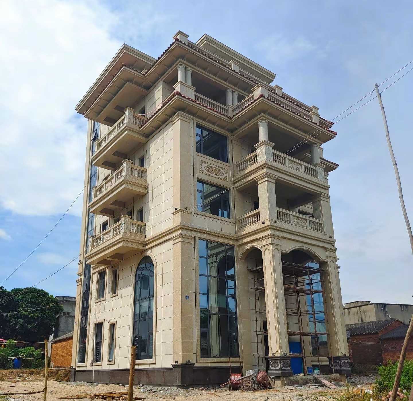 浙江 黄金麻花岗岩石材别墅外墙干挂搭配（雕花栏杆花瓶柱门楼罗马柱）