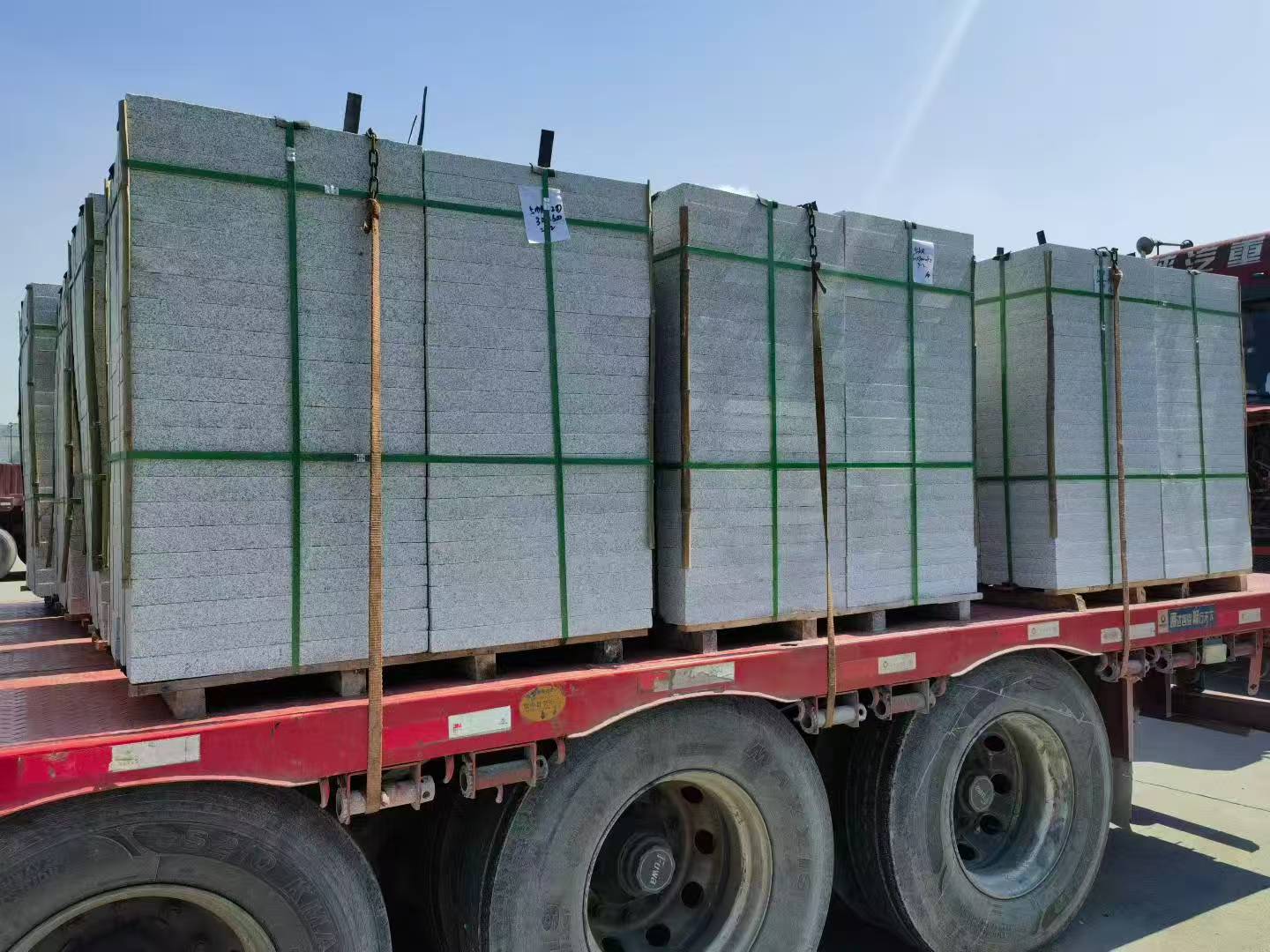 浙江芝麻白花岗岩出货日常地铺石