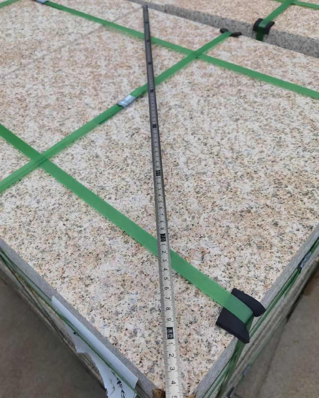 浙江 黄金麻火烧面地铺石