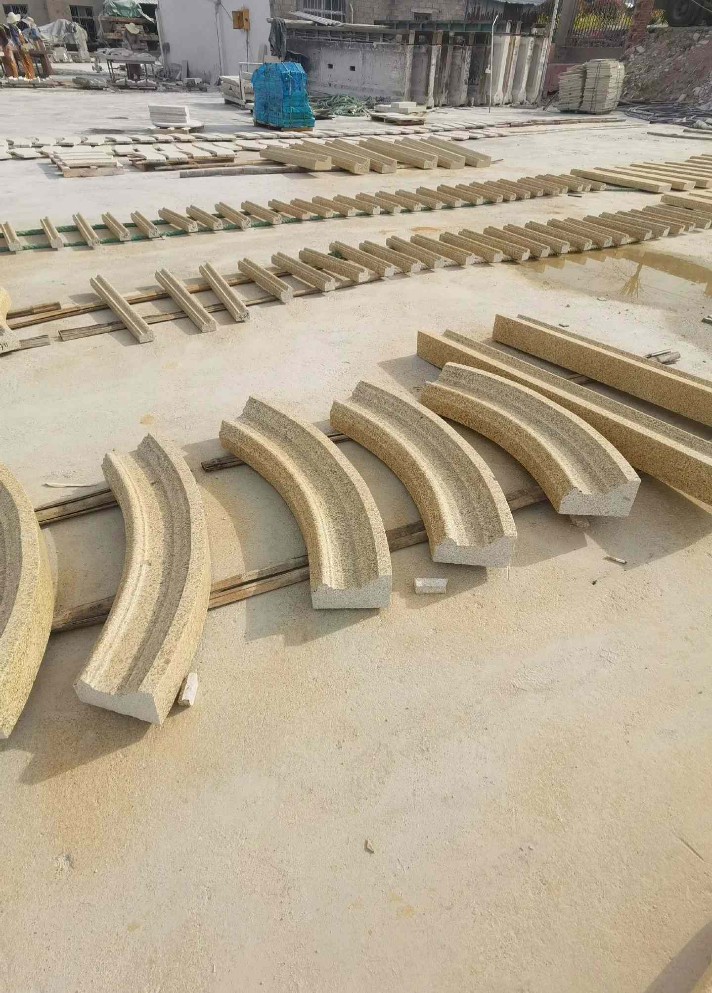 浙江 黄金麻花岗岩别墅线条