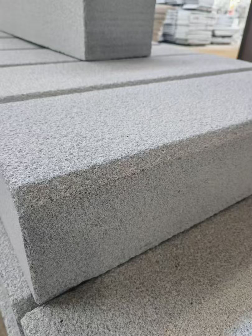 浙江 芝麻灰荔枝面路沿石